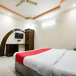 Hotel Viraat